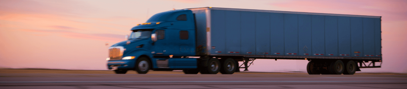 how wide can a tractor trailer be